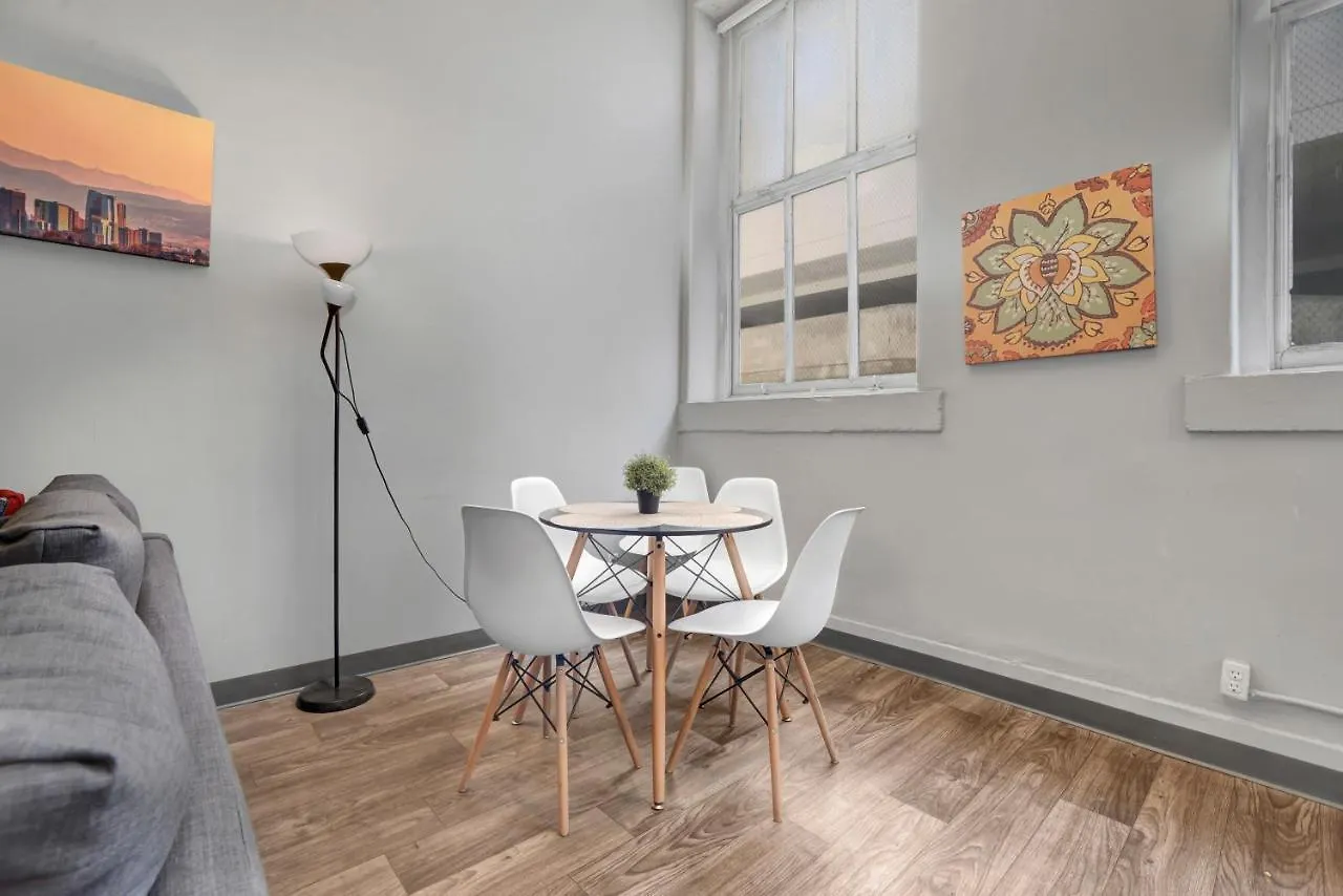 Renu Denver - Relax, Revive, Renew Hotel